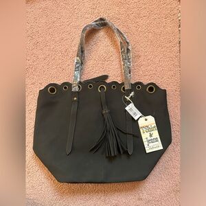 NWT T-shirt & Jeans purse black vegan leather